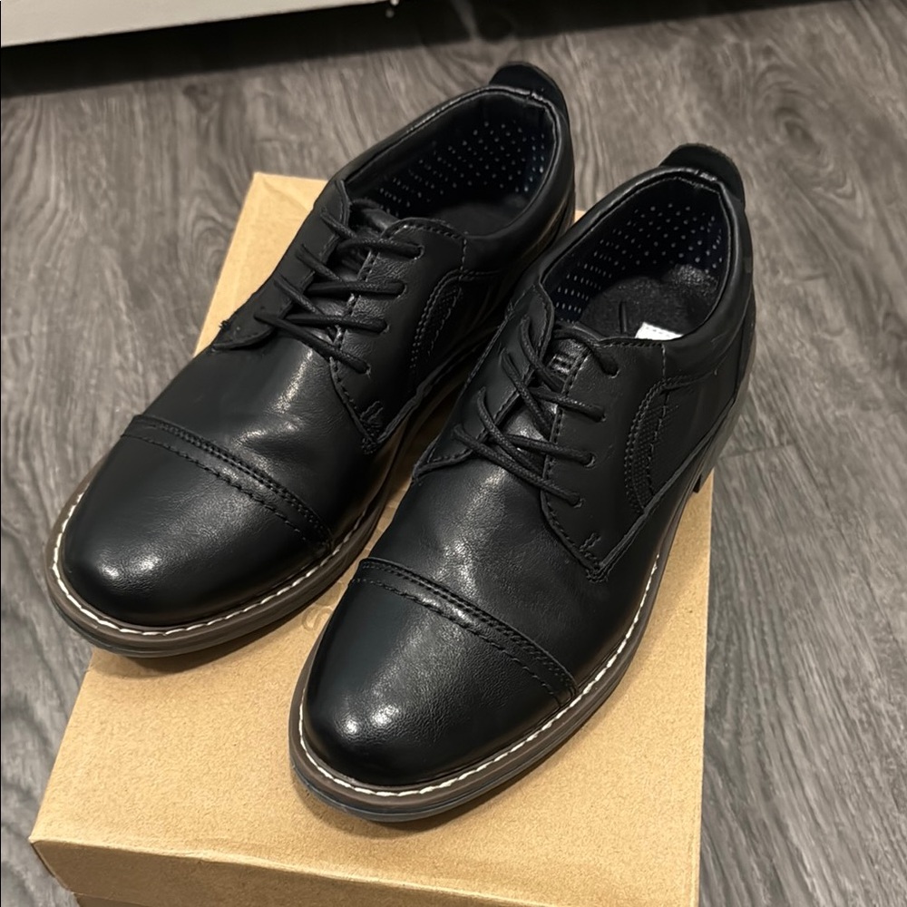 Boys Steve Madden Black Leather Dress Shoes
